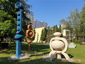 14dlhysiroky