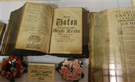 Začala sa putovná výstava Biblie