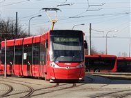 Výluka električiek v Dúbravke
